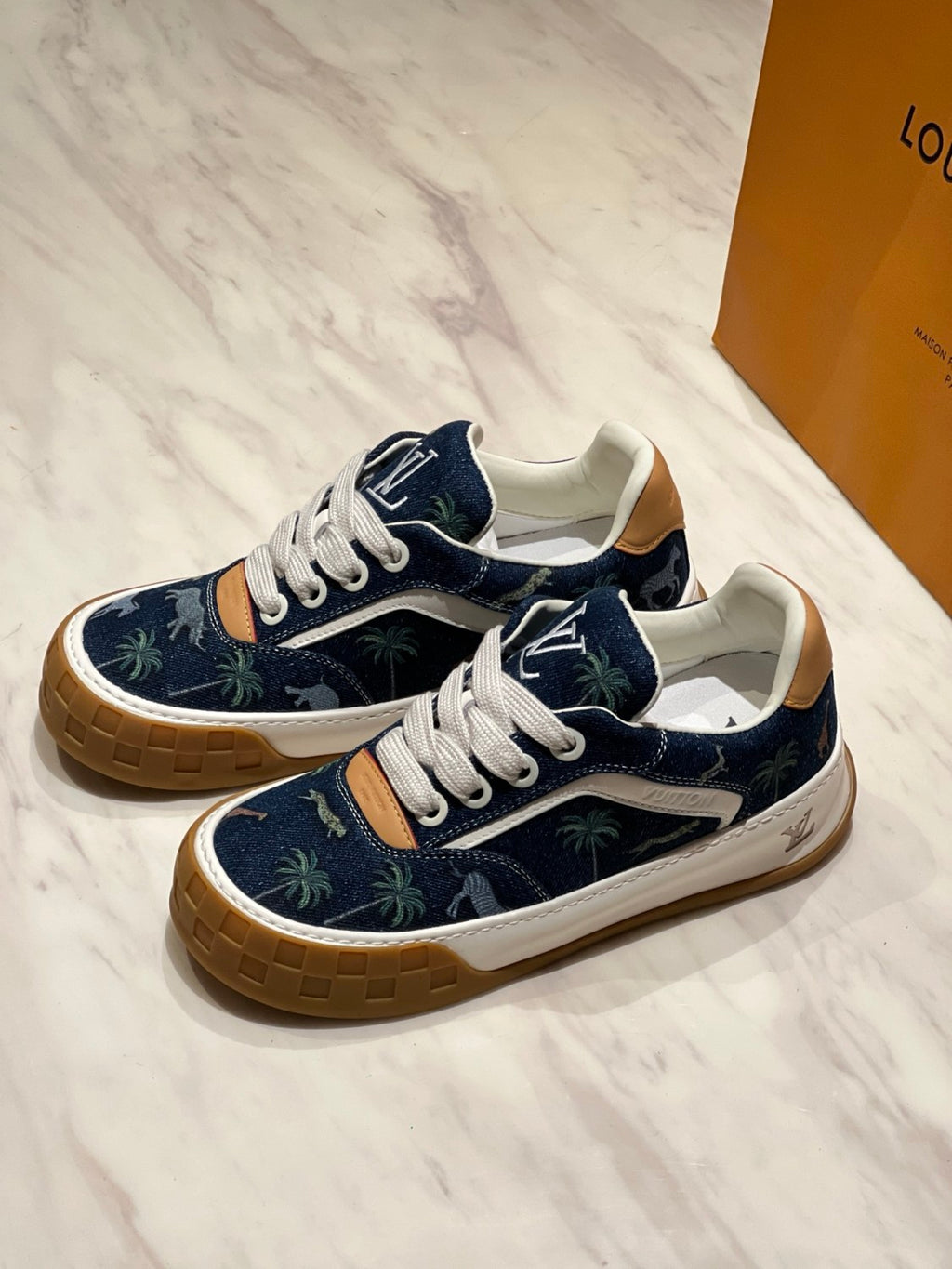 Louis Vuitton LV Tilted Sneaker Shoes 1AJ744 #335335