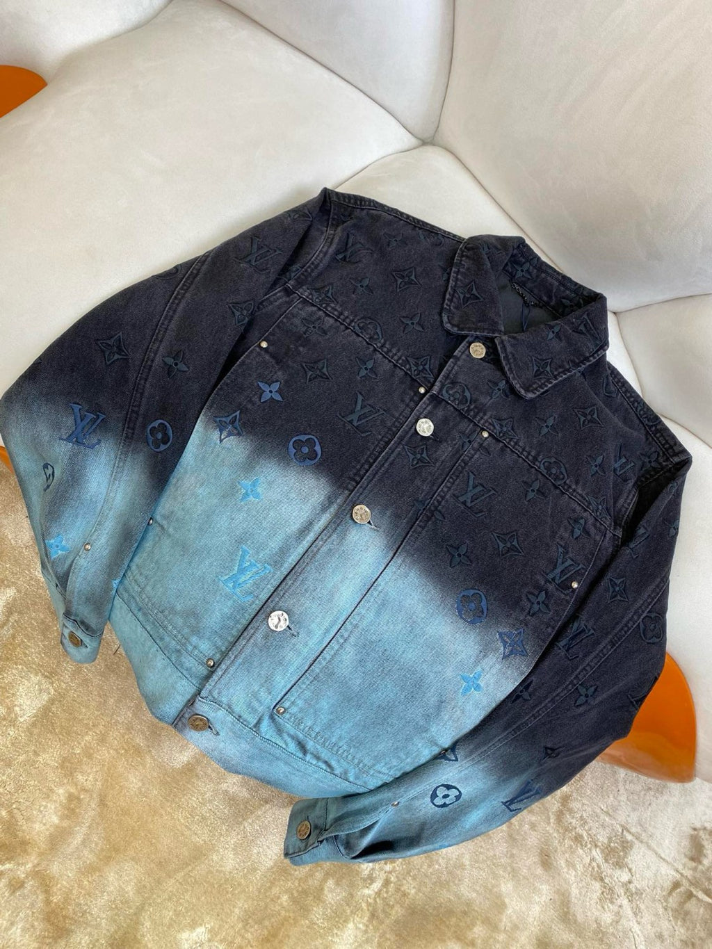 Louis Vuitton Men's Fall and Winter Logo Embroidery Gradient Single Breasted Long Sleeve Denim Jacket #72741