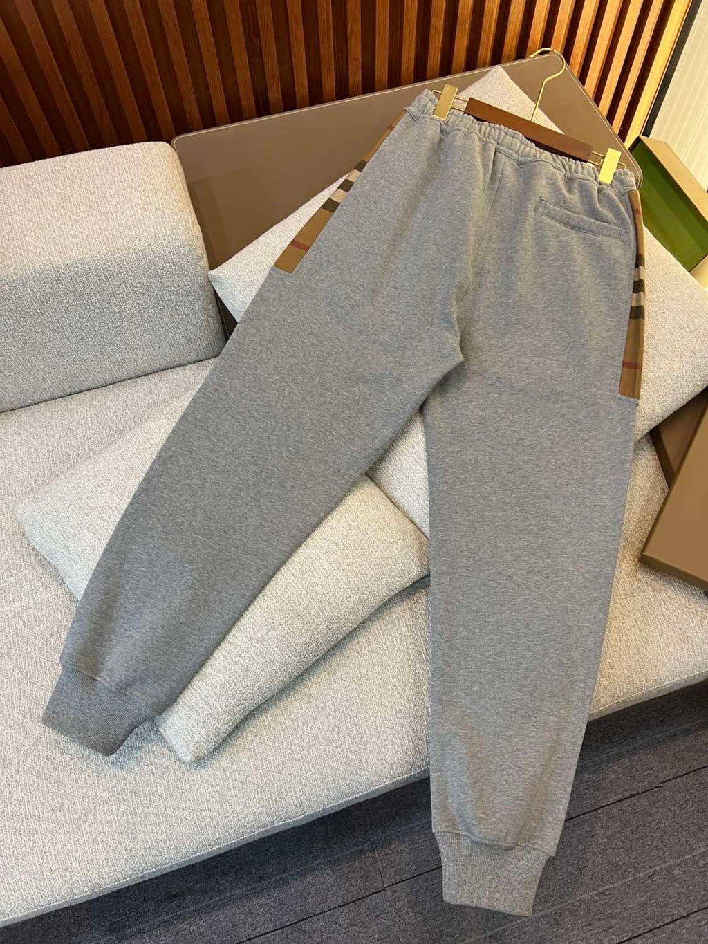 Burberry Men's Spring & Fall Side Check Crop Cotton Drawstring Knit Sweatpants Pants #72529
