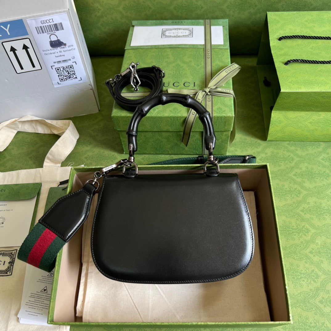 Gucci Bamboo 1947 Mini Bag Black Clutch With Classic Red And Green Strap Stylish Refined Trendy Crossbody Bags #81963A