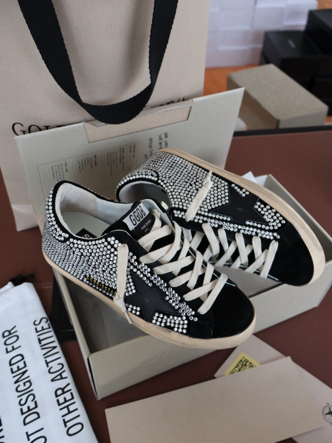 Golden Goose Men's and Women's Spring/Summer Fashion Casual Round Toe Lace Up Leather Low Top Sneakers  #78641