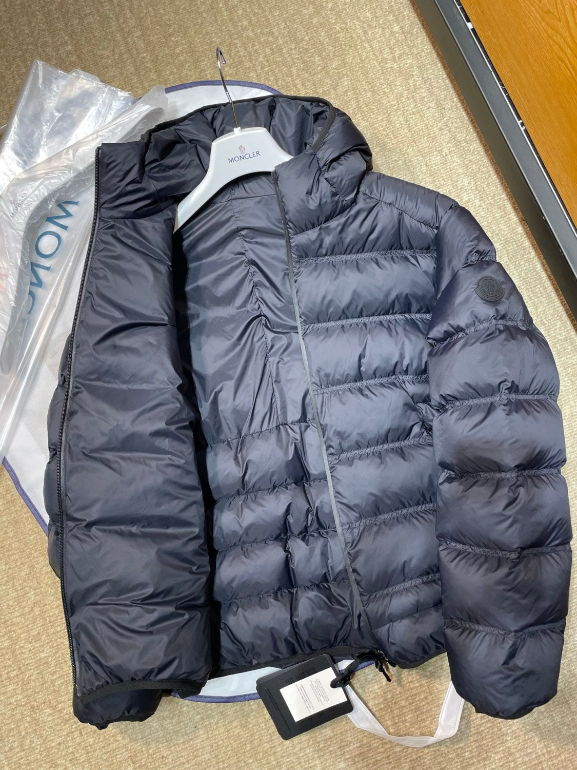 Moncler Gardy Men's Fall/Winter Casual Fashion Solid Color Hooded Zipper Short Length Long Sleeve Down Jacket #79332