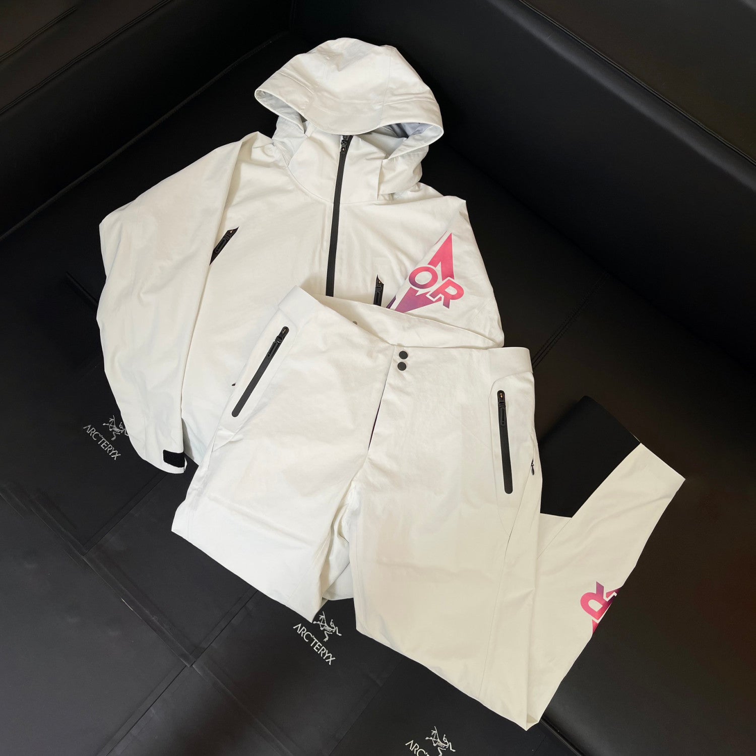 Dior Men's Autumn & Winter Solid Color Waterproof Windproof Hooded Zipper Long Sleeve Ski Jacket Zipper Casual Ski Pants Set Suit #74662