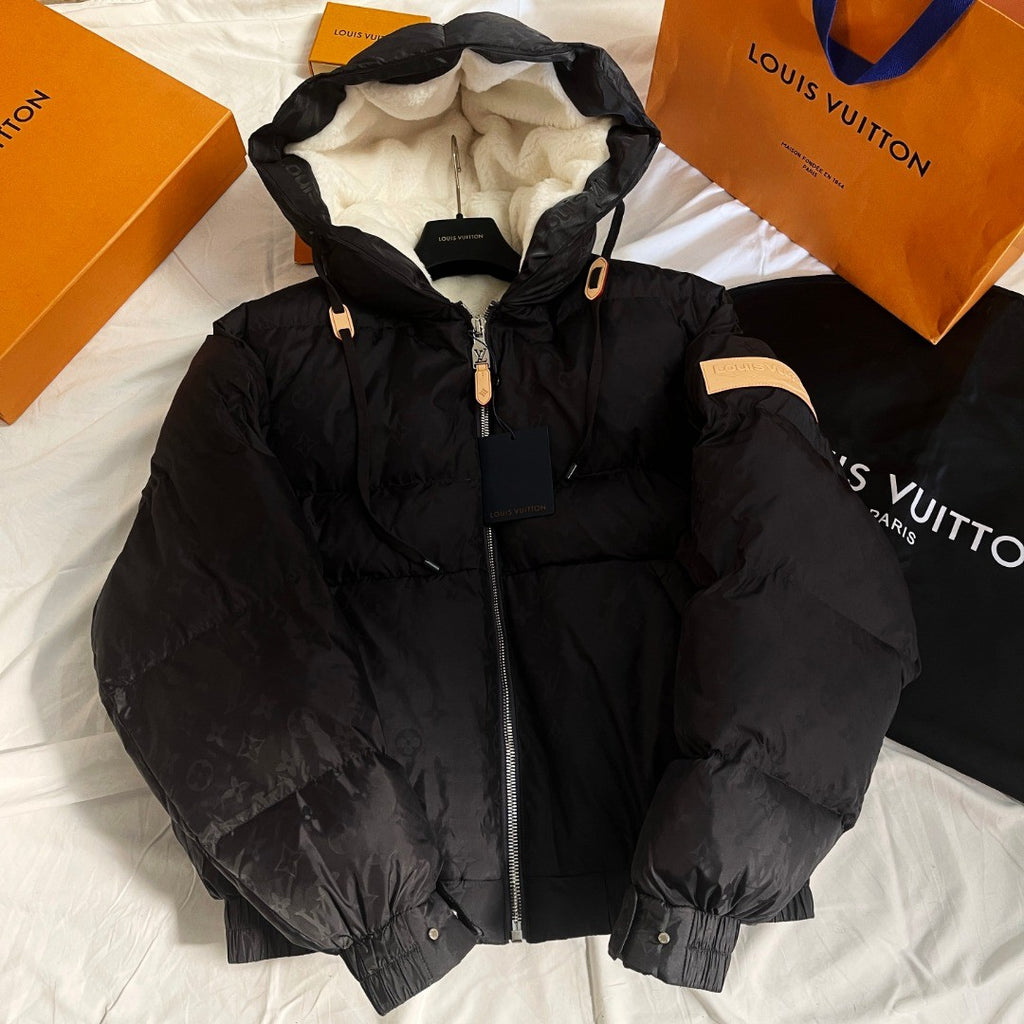 Louis Vuitton Men's Fall and Winter Letter Logo Print Drawstring Hooded Plush Lined Cotton Jacket #75554