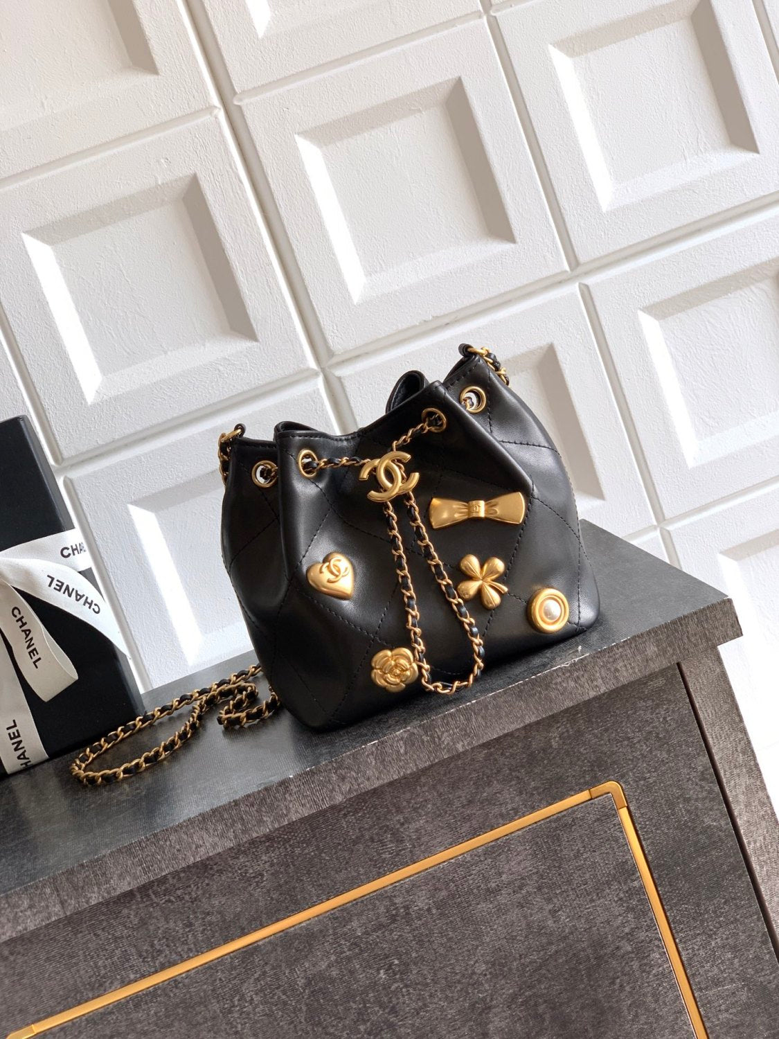 Chanel 2026 Spring/summer New Arrival Women's Heart-shaped Bow Emblem Bucket Bag Diamond-quilted Chain Strap Mini Crossbody Bags #196879