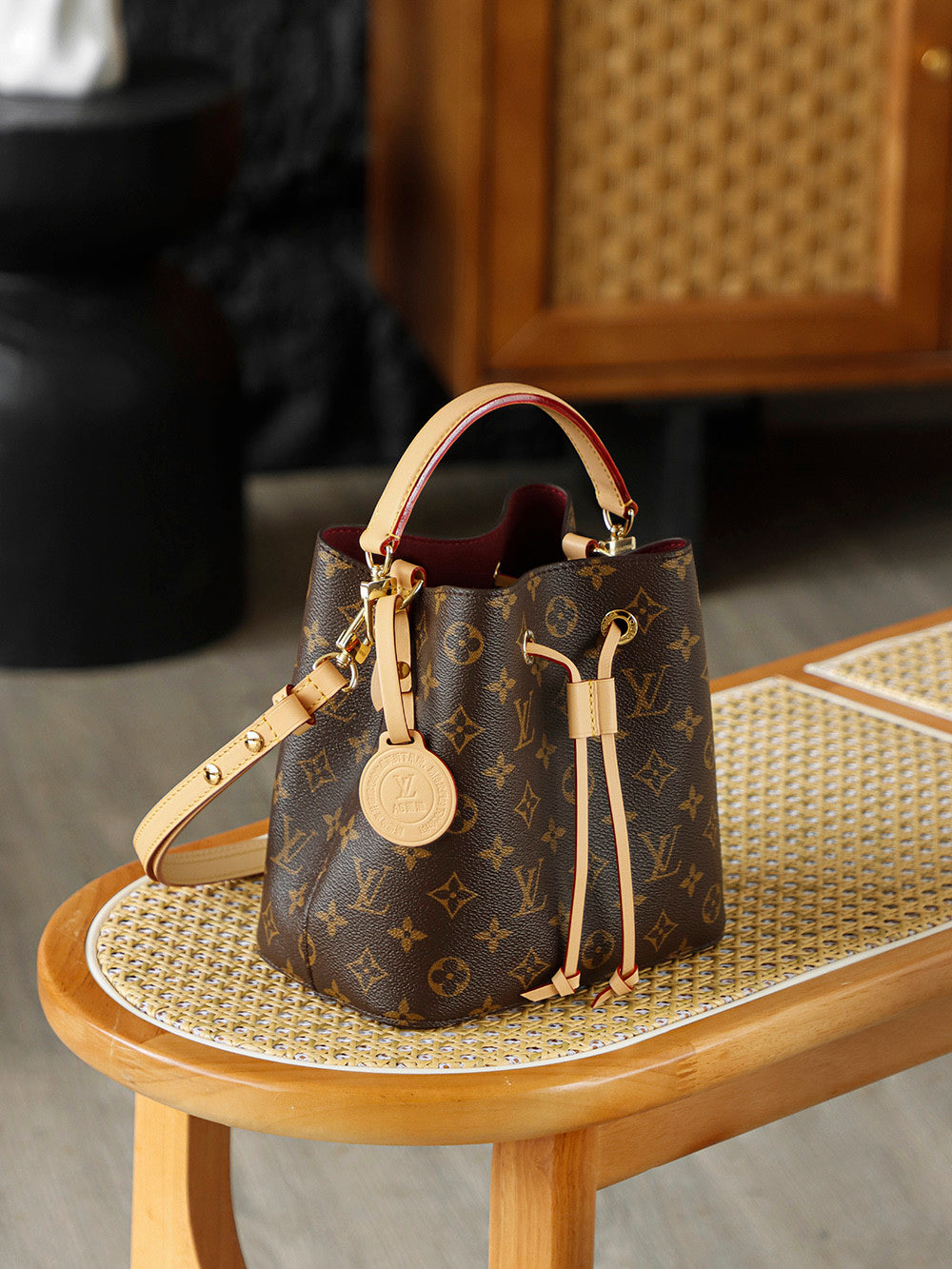 Louis Vuitton Néonoé BB Monogram Women's Handbags Classic Bucket Bag #333040