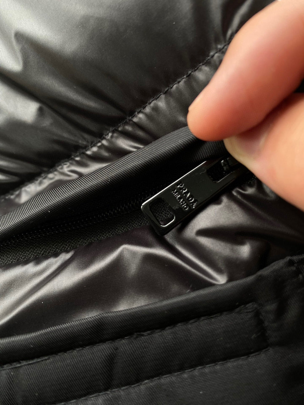 Prada Cropped Re-Nylon Puffer Down Jacket #96815