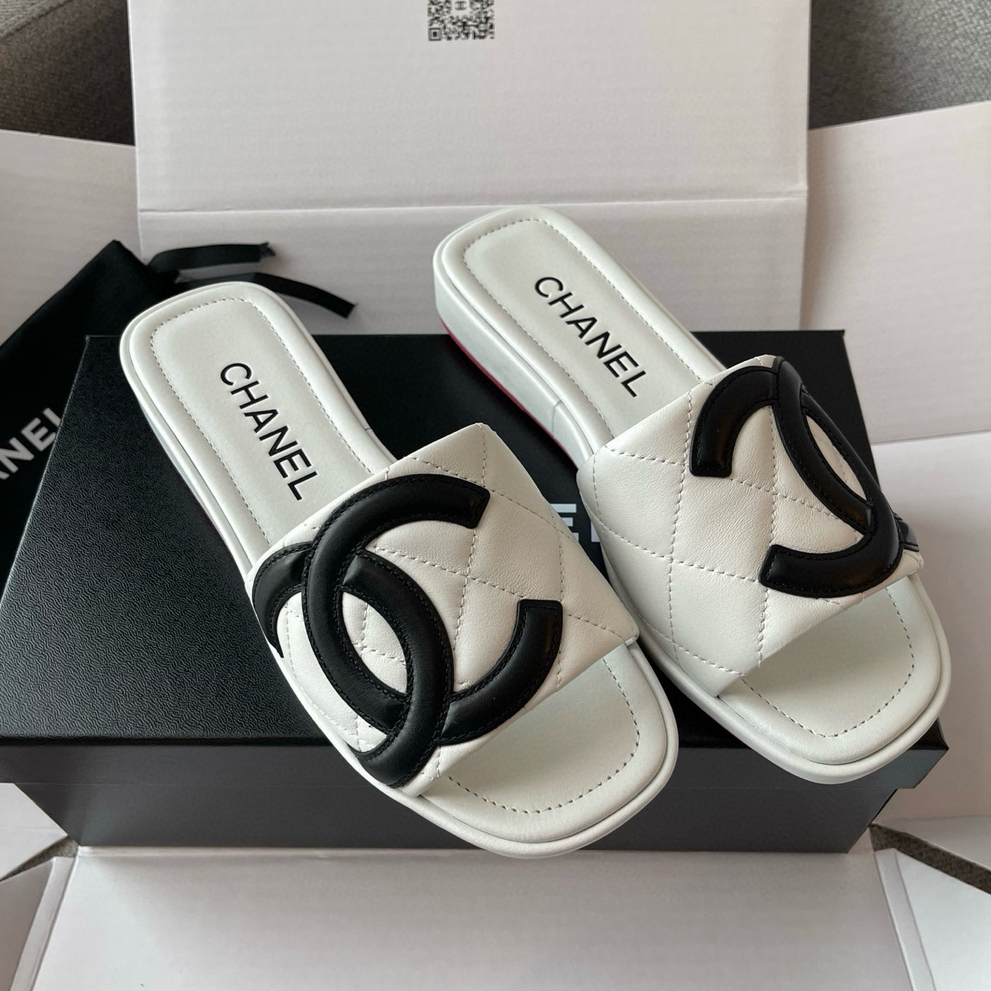 Chanel Women's Summer Double C Print Solid Color Leather Sandals Slippers Shoes #77691