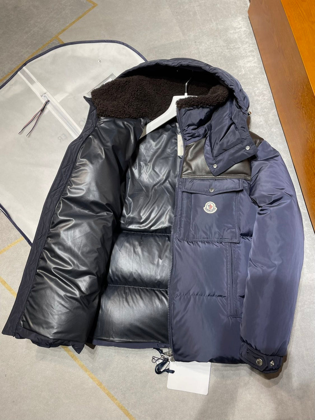 Moncler Men's Autumn and Winter Solid Color Zipper Detachable Hood Short Long Sleeve Puffer Down Jacket #73324