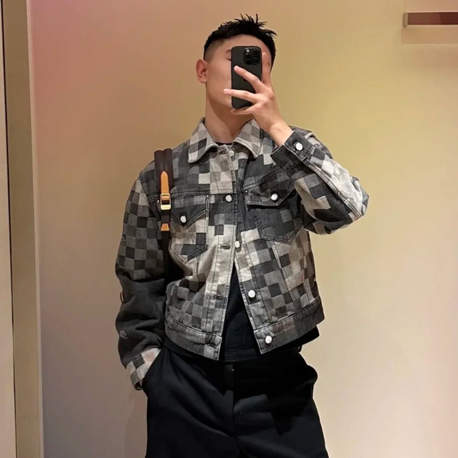 Louis Vuitton Men's Damoflage Skateboarding Denim Jacket Jeans Marque L. Vuitton Déposée Logo Early Spring New Suit Black And White Colorblocked Fashion Suit Set Jacket  #71941