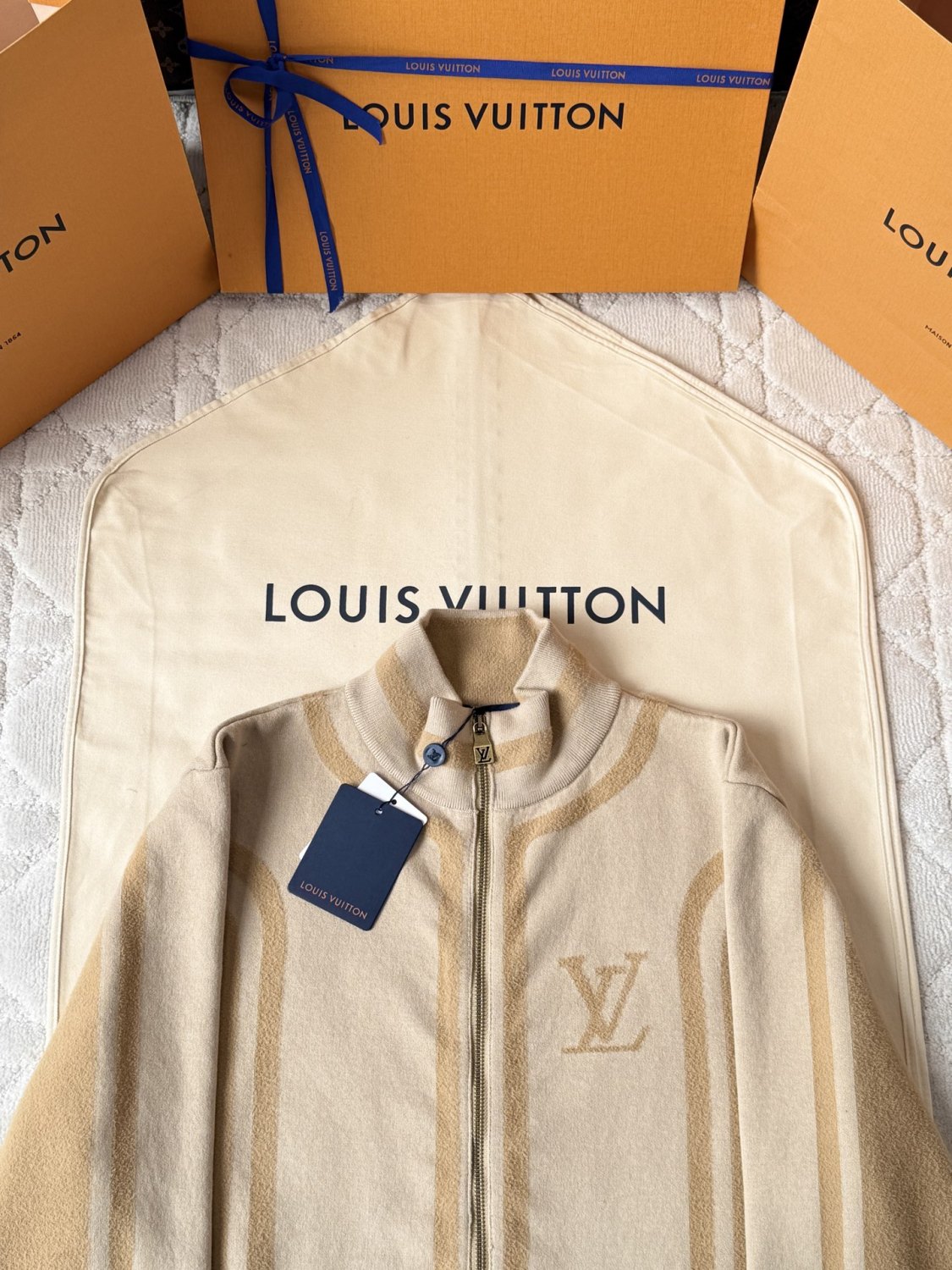 Louis Vuitton Knit Track Top 1AJBSH #334940