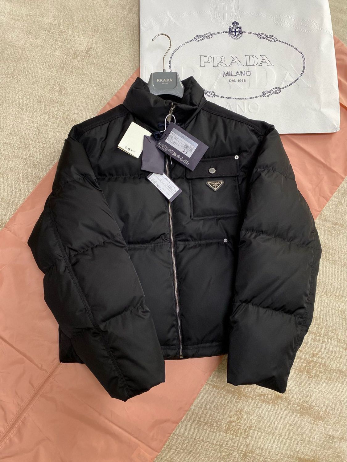 Prada Men's Autumn and Winter Solid Color Standing Collar Fit Zipper Long Sleeve Nylon Puffer Down Jacket #73889