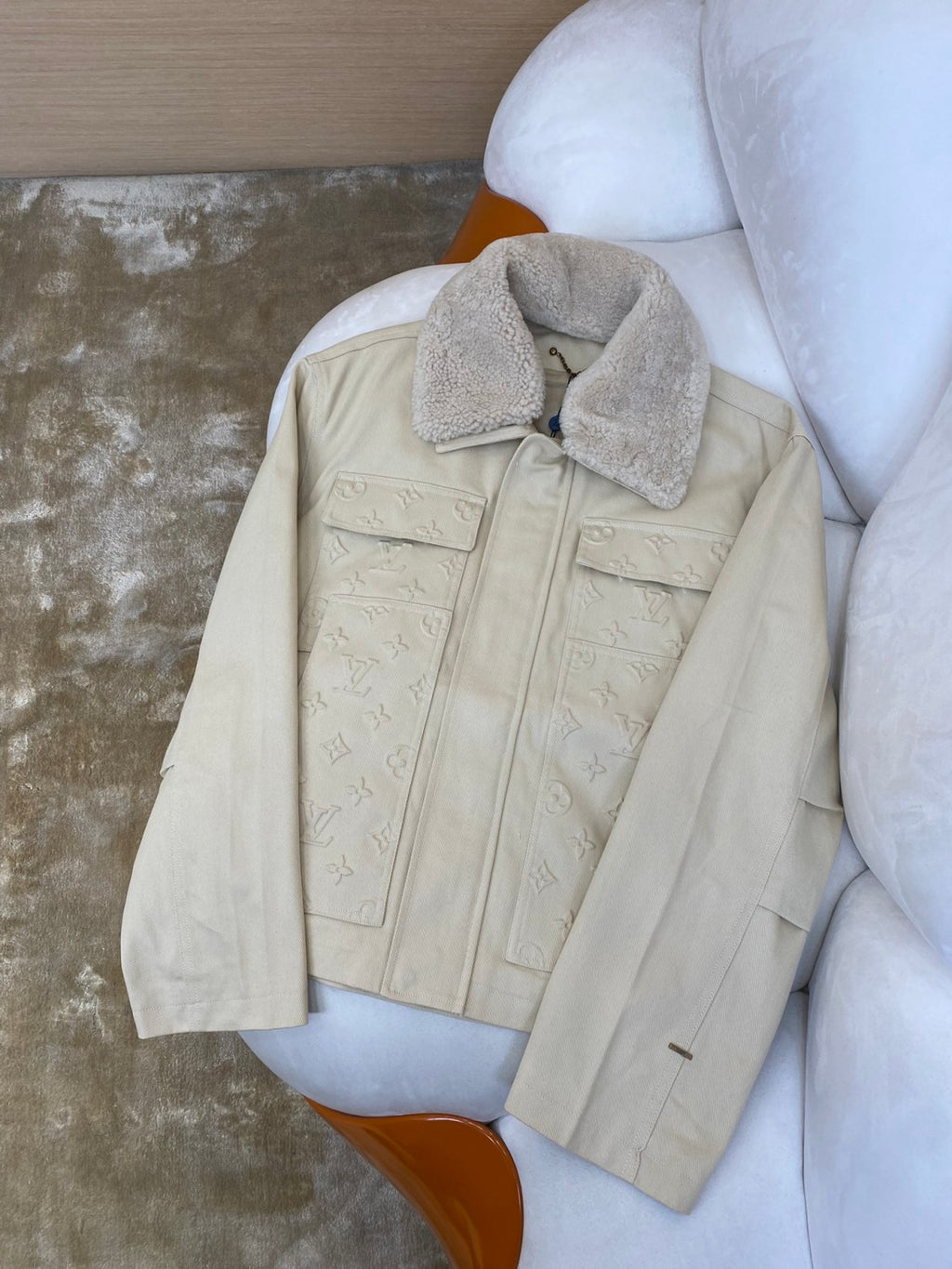 Louis Vuitton Men's Autumn and Winter Solid Color Letter Printed Cashmere Wool Collar Pocket Jacket Slim Straight Pants Suit Set #72811