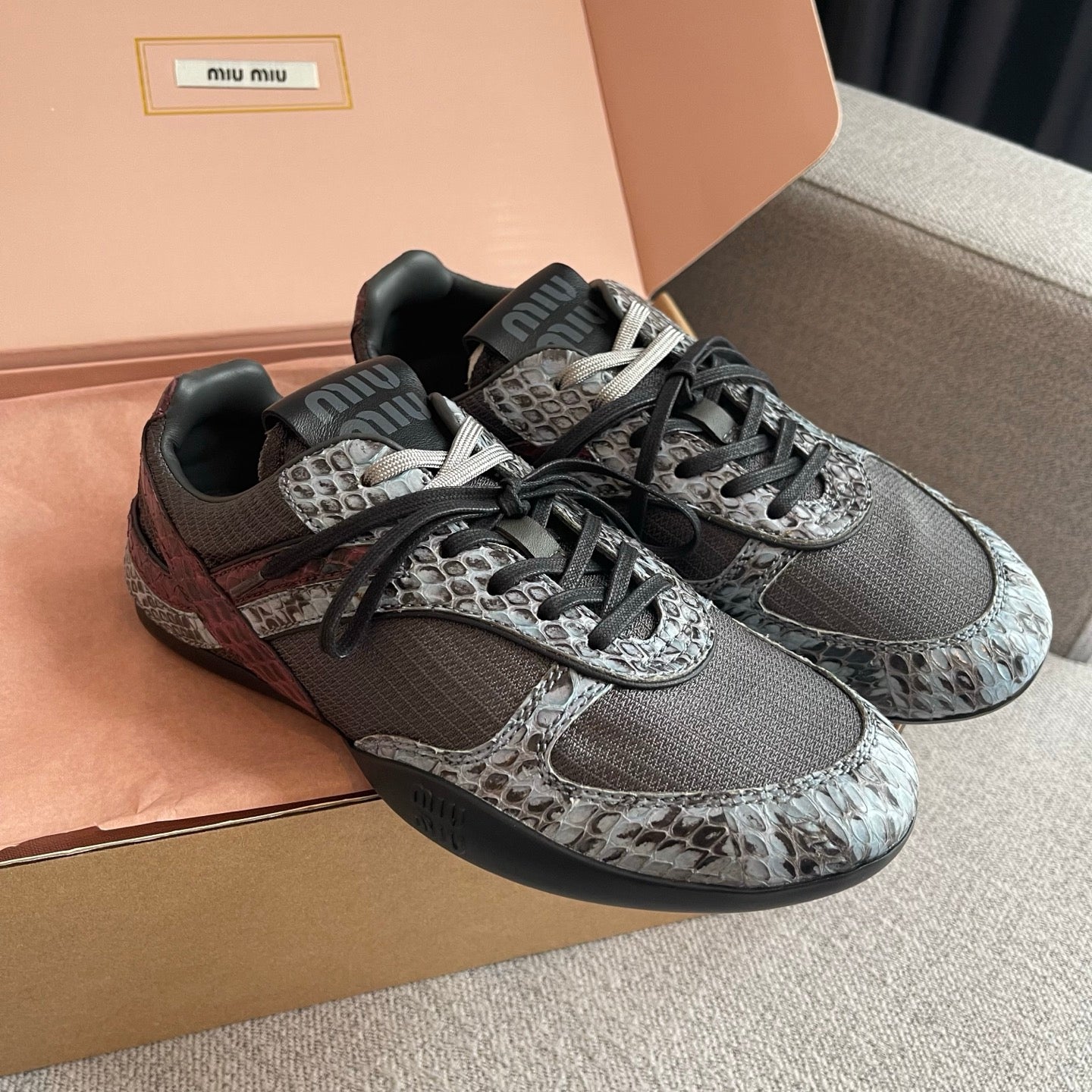 MiuMiu Women's Spring/Fall Fashion Casual Round Toe Lace Up Flat Low Top Fabric and Leather Casual Sneakers Shoes #79336