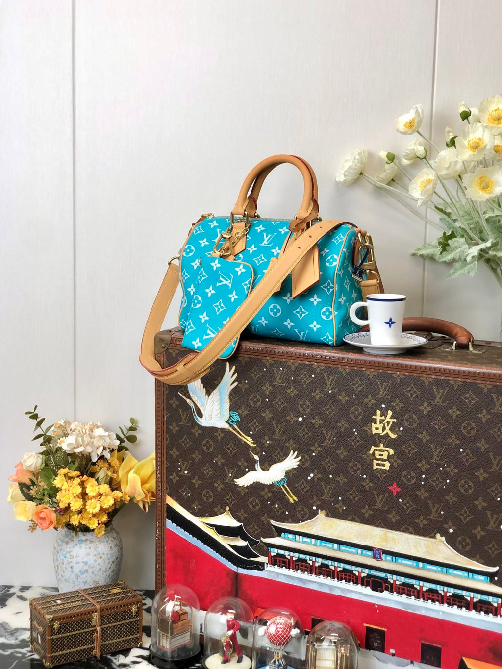 Louis Vuitton Women's Fashion Classic Lake Blue Logo Zipper Closure Leather Shoulder Bag Handbags In Small Medium And Large Sizes Crossbody Bag Bags #78664