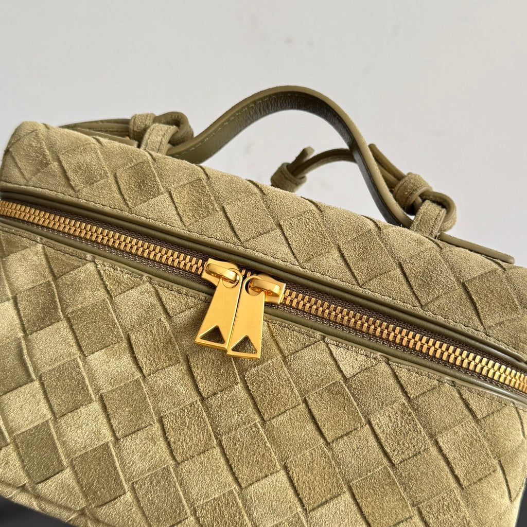 Bottega Veneta Women's New Woven Zipper Crossbody Bag Makeup Bags #195271