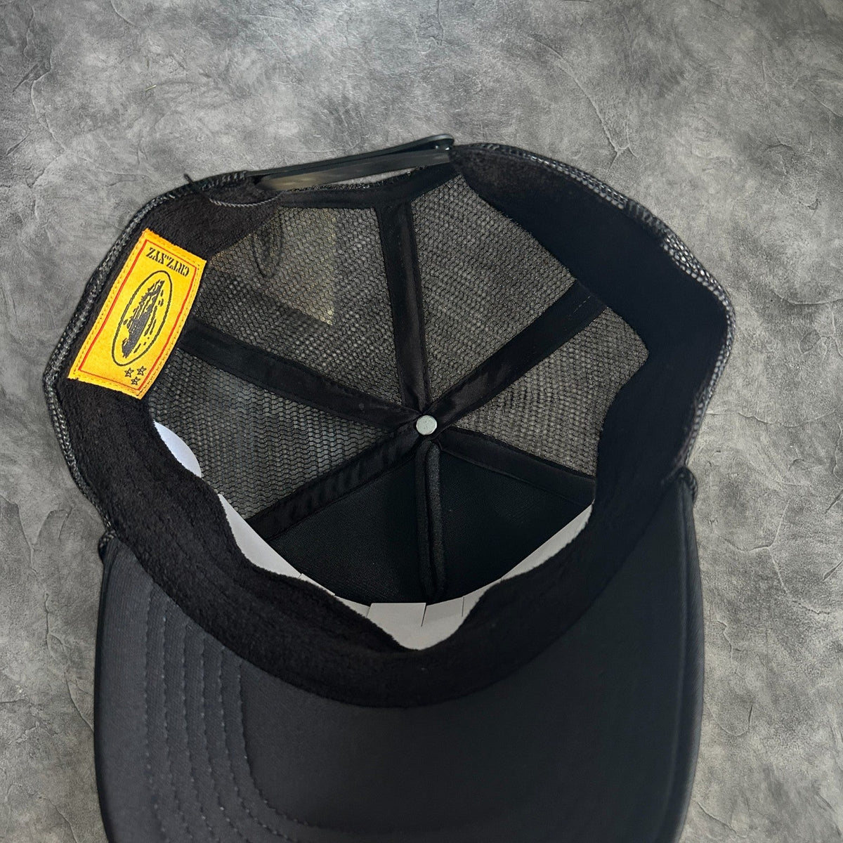 Corteiz Alcatraz Trucker Cap Black