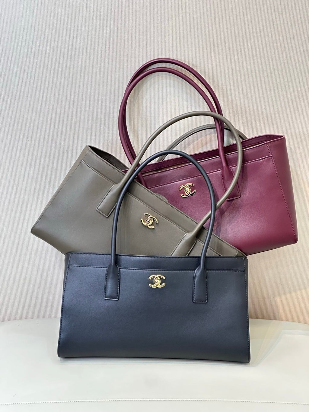 Chanel 2026 Spring/Summer Small Shopping Bag Red Leather Clutch Stylish Elegant Spacious Tote Bag Bags #196870