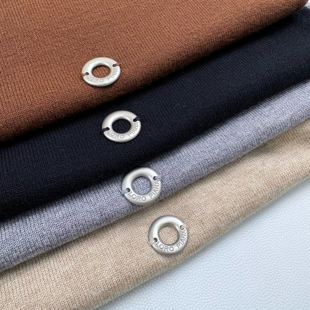 Loro Piana Men's Solid-Color Metal Logo Crew Neck Knit Short-Sleeve Sweater for Spring. Autumn. and Winter Ngvp #2725