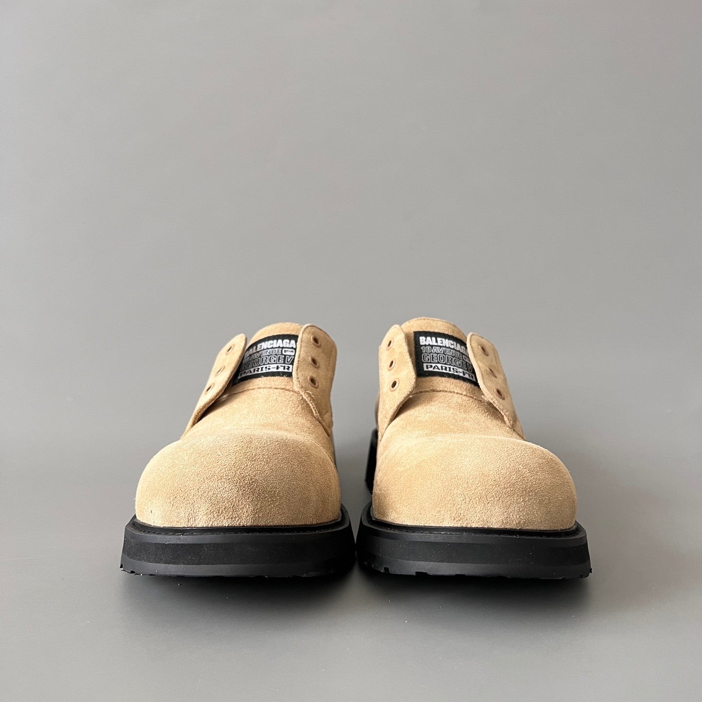 Balenciaga Men's Truck Derby in Sand Cowhide Round Toe Tie #333353