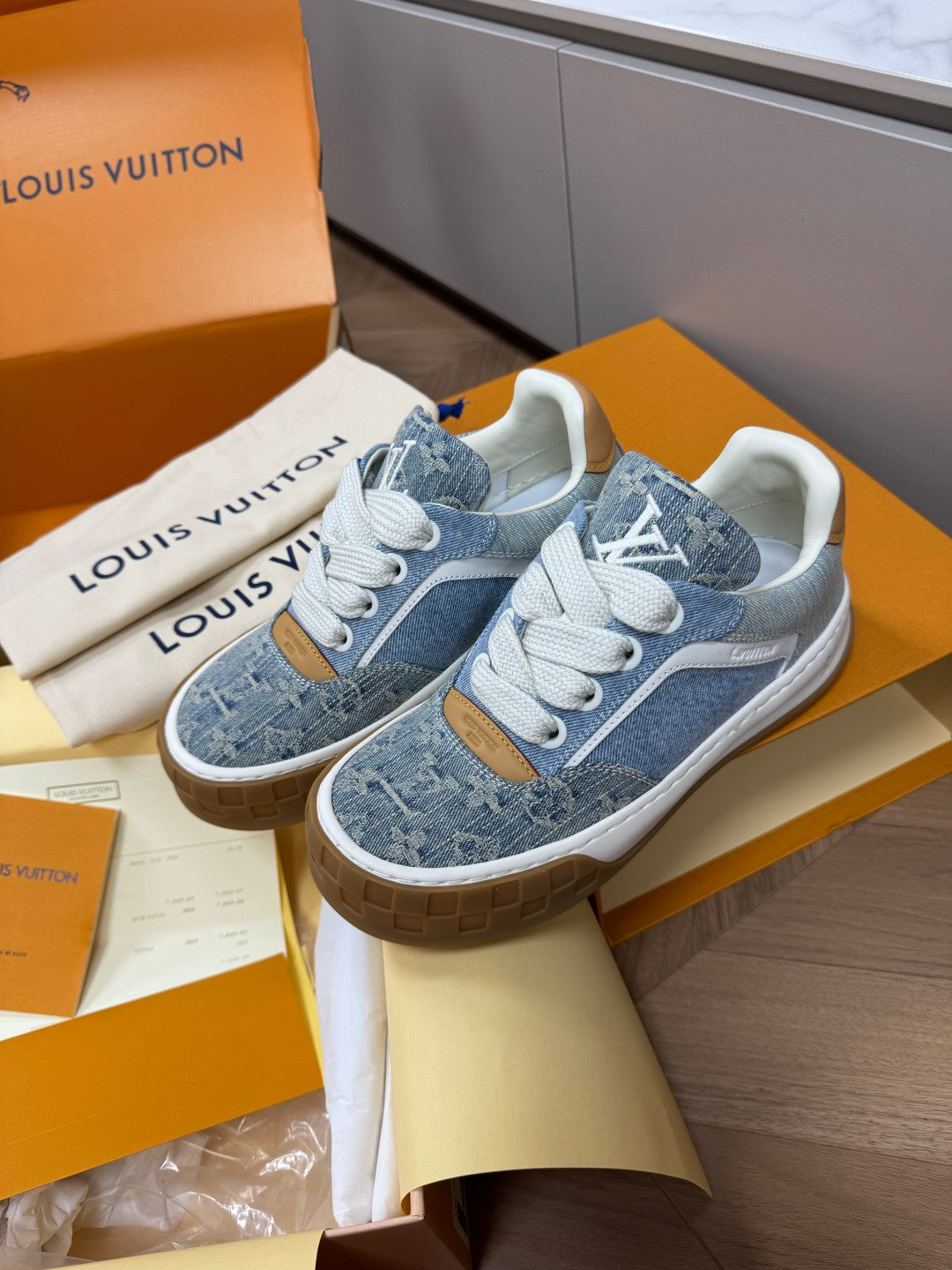 LOUIS VUITTON LV Tilted Sneaker Shoes #388719