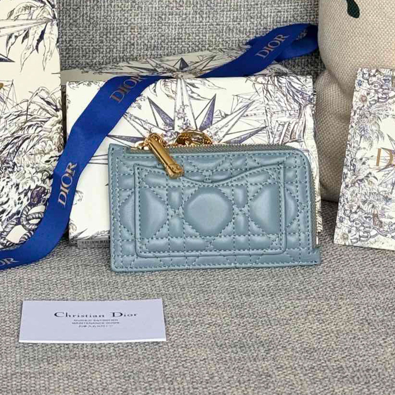Dior Lady Dior Cosmos Zipped Card Holder Women's Fashion Temperament Logo Solid Colour Metal Decoration Card Case Card Holder Bag Bags S0965ONMJ  #81143