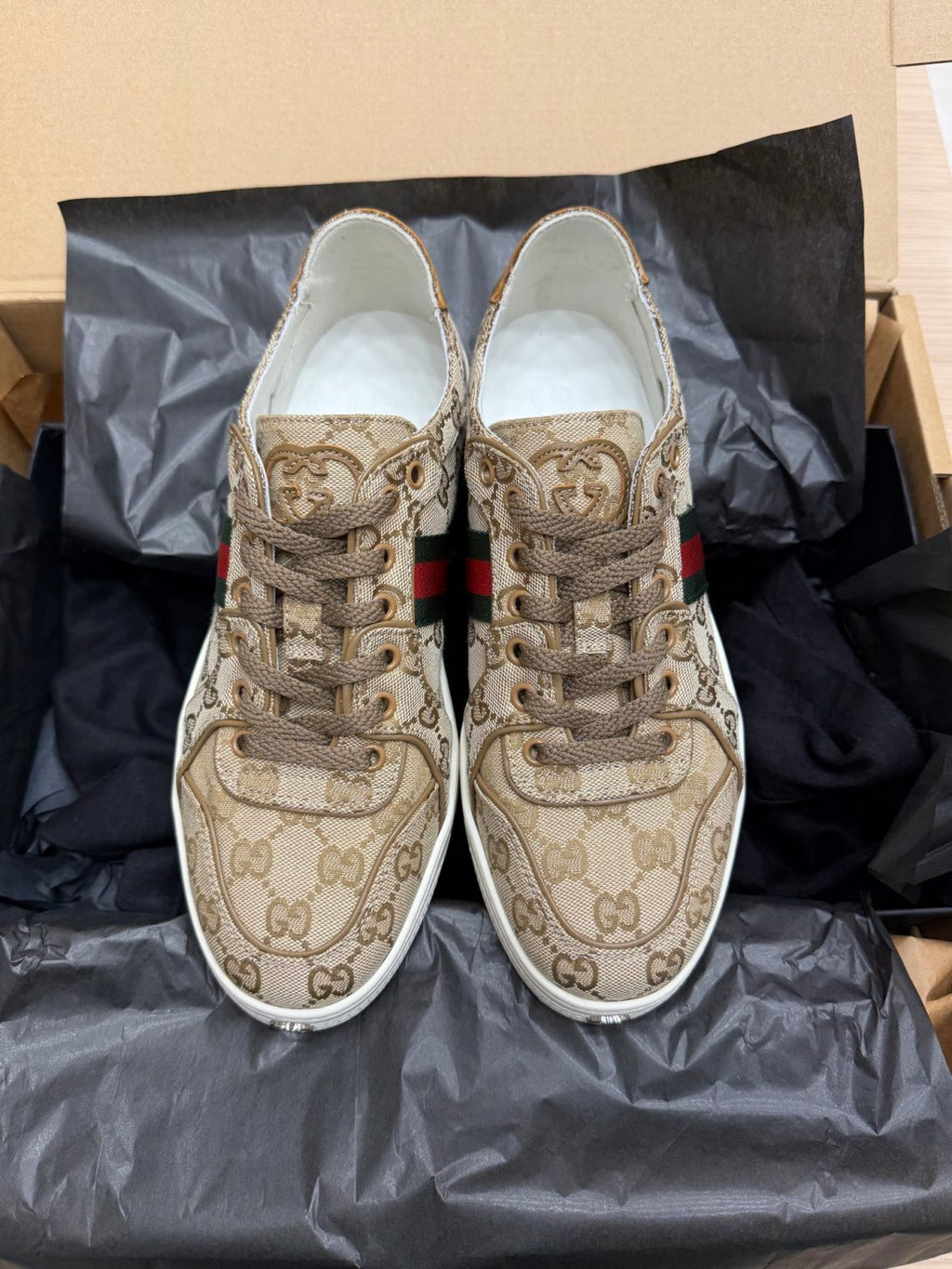 GUCCI Men's Stretch low-top sneaker in white GG leather #388315