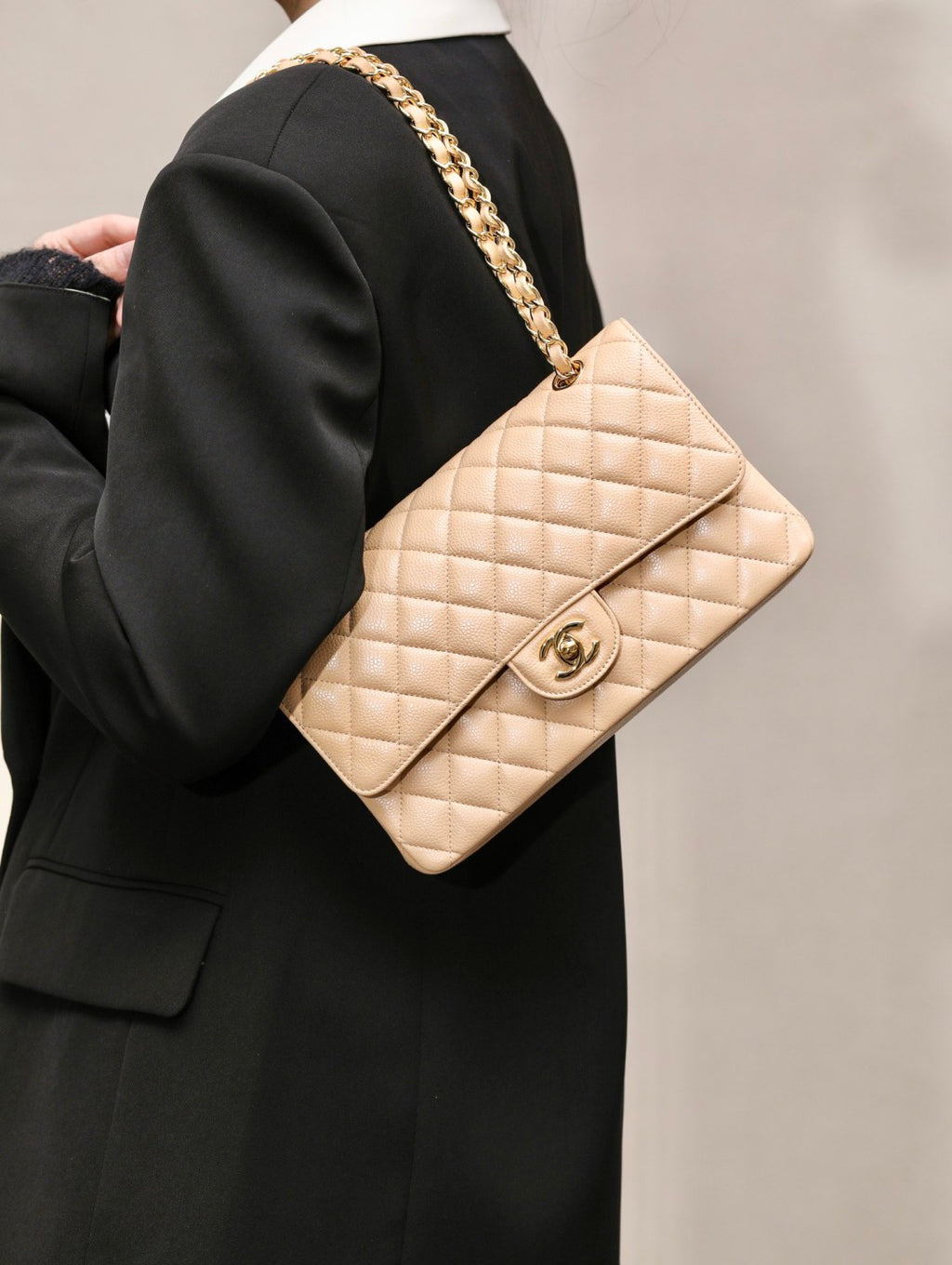 Chanel Classic Flap CF 23/25 Classic Chain Grainy Calfskin Mouth Cover Bag Shoulder Crossbody Medium Large Women's Beige Bag Bags A01112-Y01864-21209 #81232