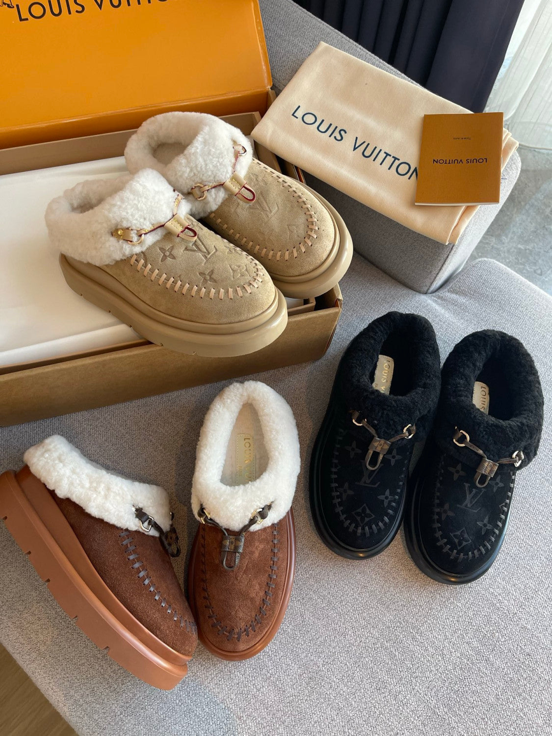 Louis Vuitton Cortina Closed Mule Shoes #334366