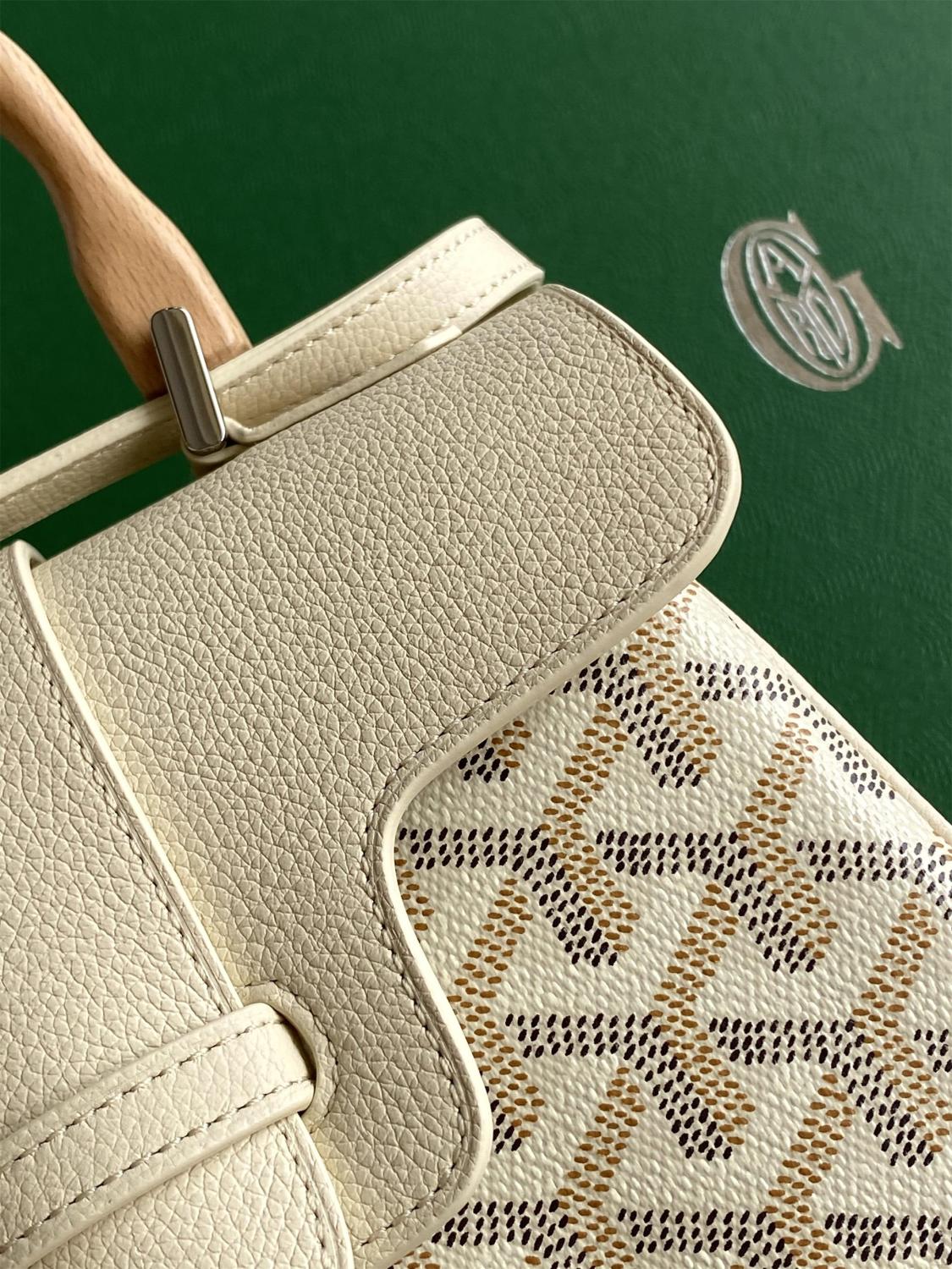 GOYARD Saigon Women's Solid Color Wooden Handle Canvas and Calfskin Shoulder Bag Handbag Bags #77774