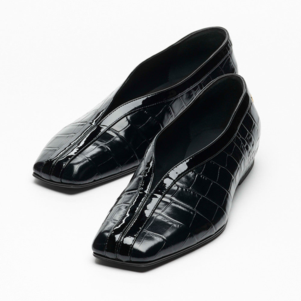 Chanel Ballet Flats Crocodile Embossed Calfskin Patent Calfskin Black #379481