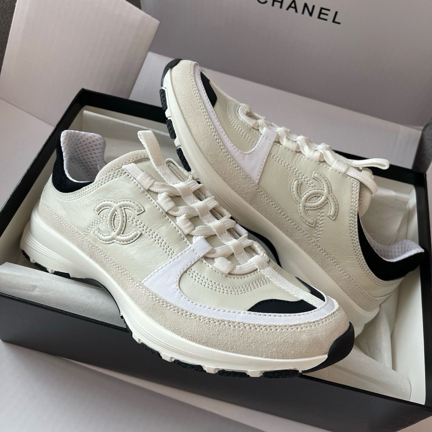 Chanel Women's Solid Color Round Toe Leather Low Top Lace-Up Sneakers Shoes #77692