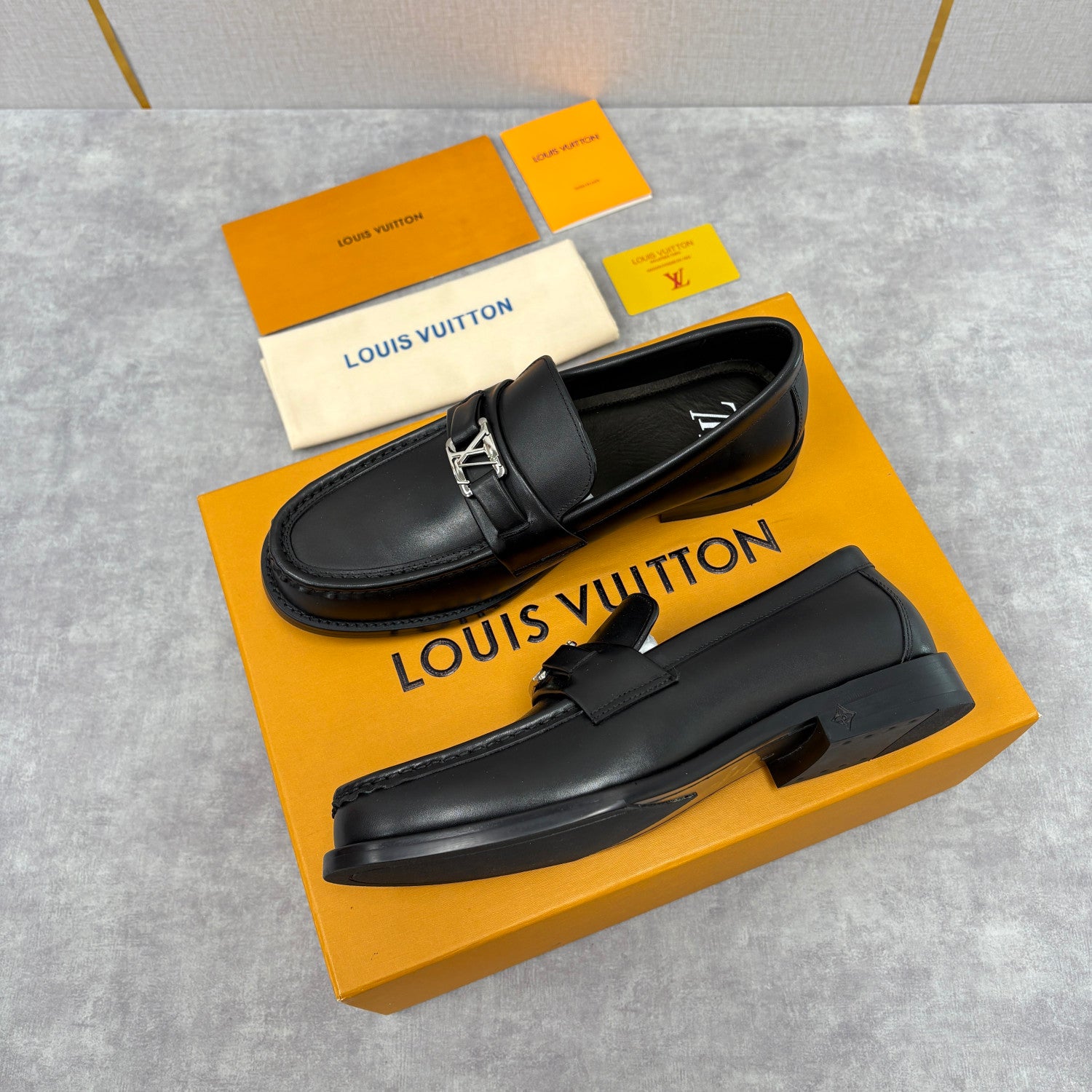 Louis Vuitton Major Casual Shoes #378273