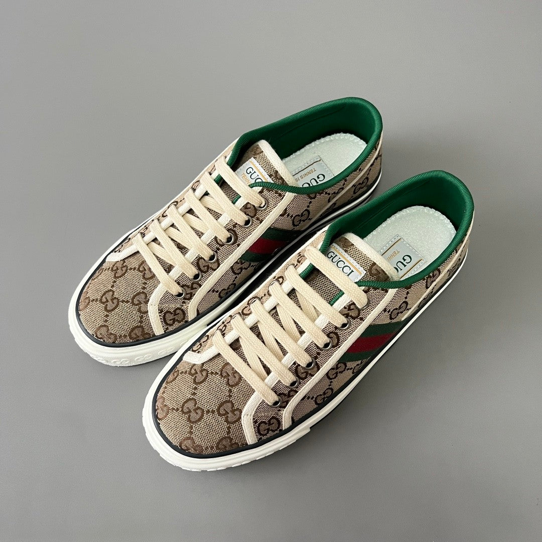 GUCCI Women's Gucci Tennis 1977 Sneaker in Beige Ebony Original GG Canvas #379374