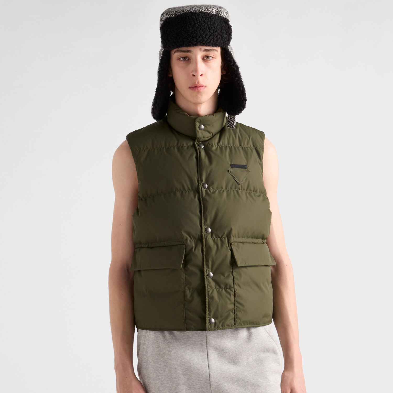 Prada Men's Fall/Winter Fashion Casual High Neck Single Button Solid Color Logo Triangle Patch Decorated Vest #79331
