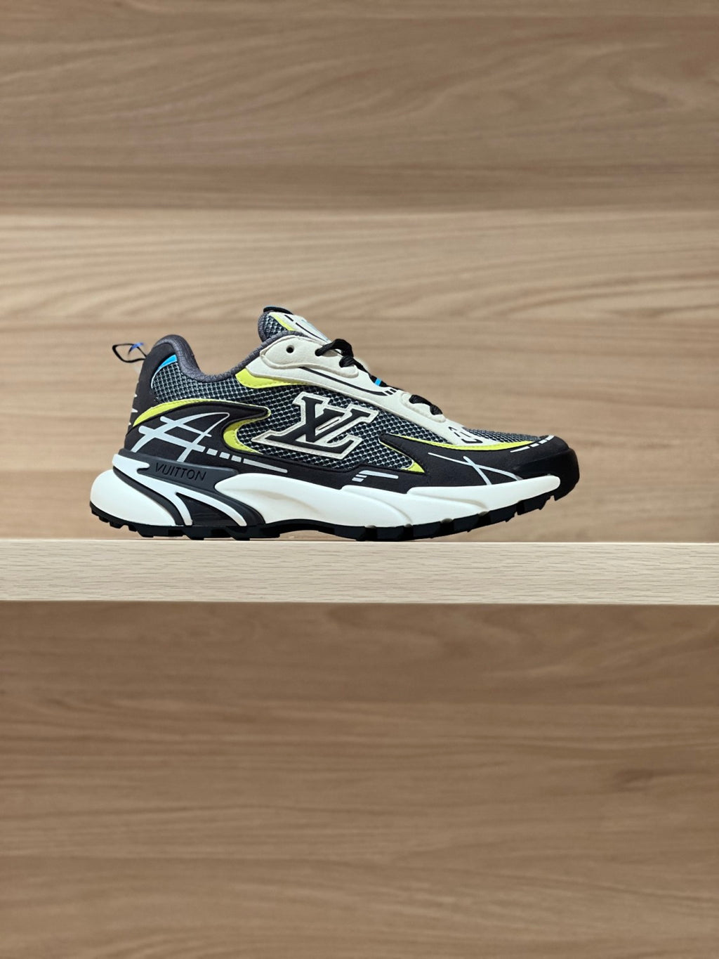 LOUIS VUITTON LV Tatic Runner Sneaker #386159