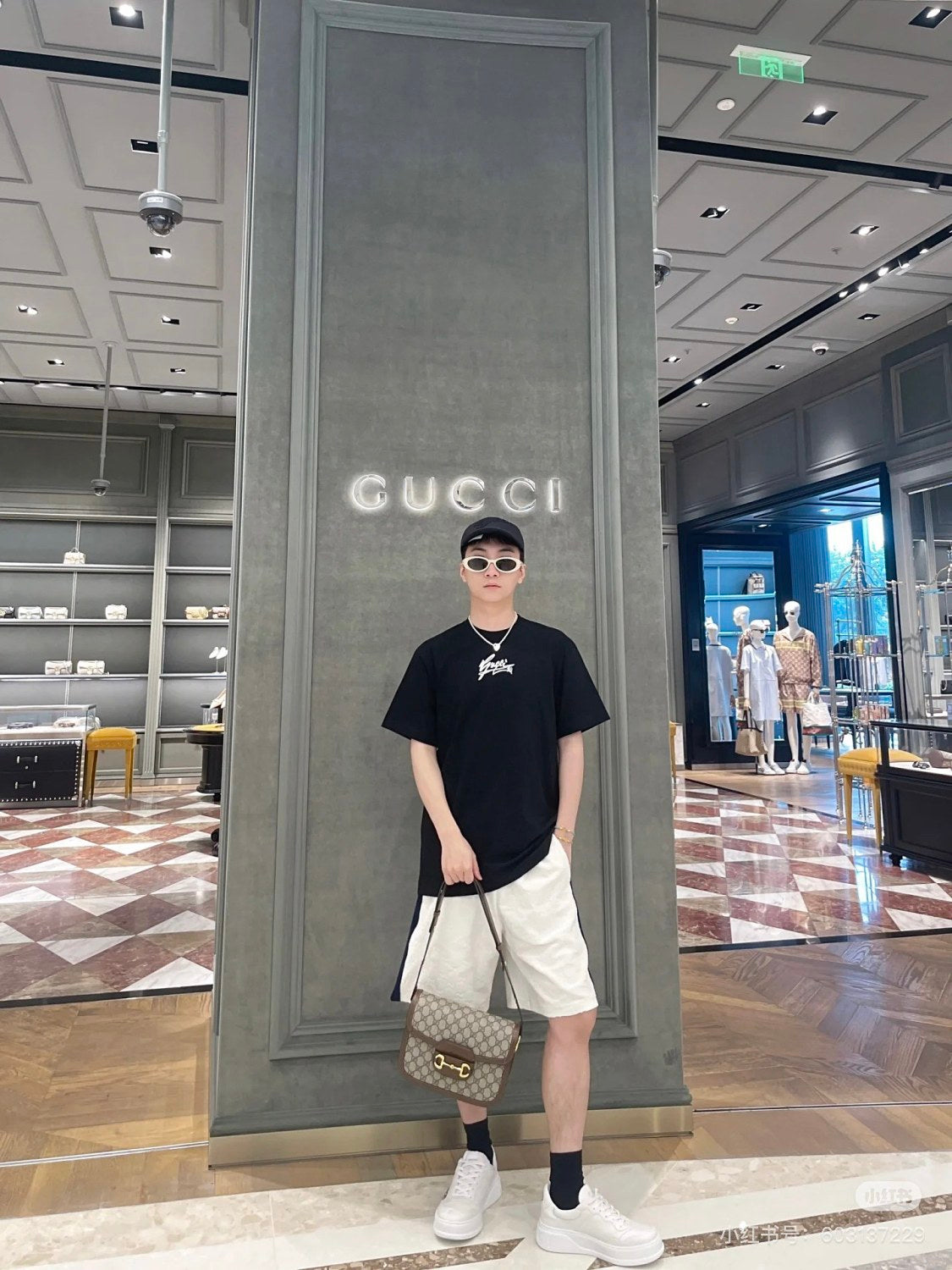 Gucci Men's Spring And Summer All Black Letters Printed Knitted Cotton T-shirt Retro Fashion Loose Short-sleeved T-shirt #71485