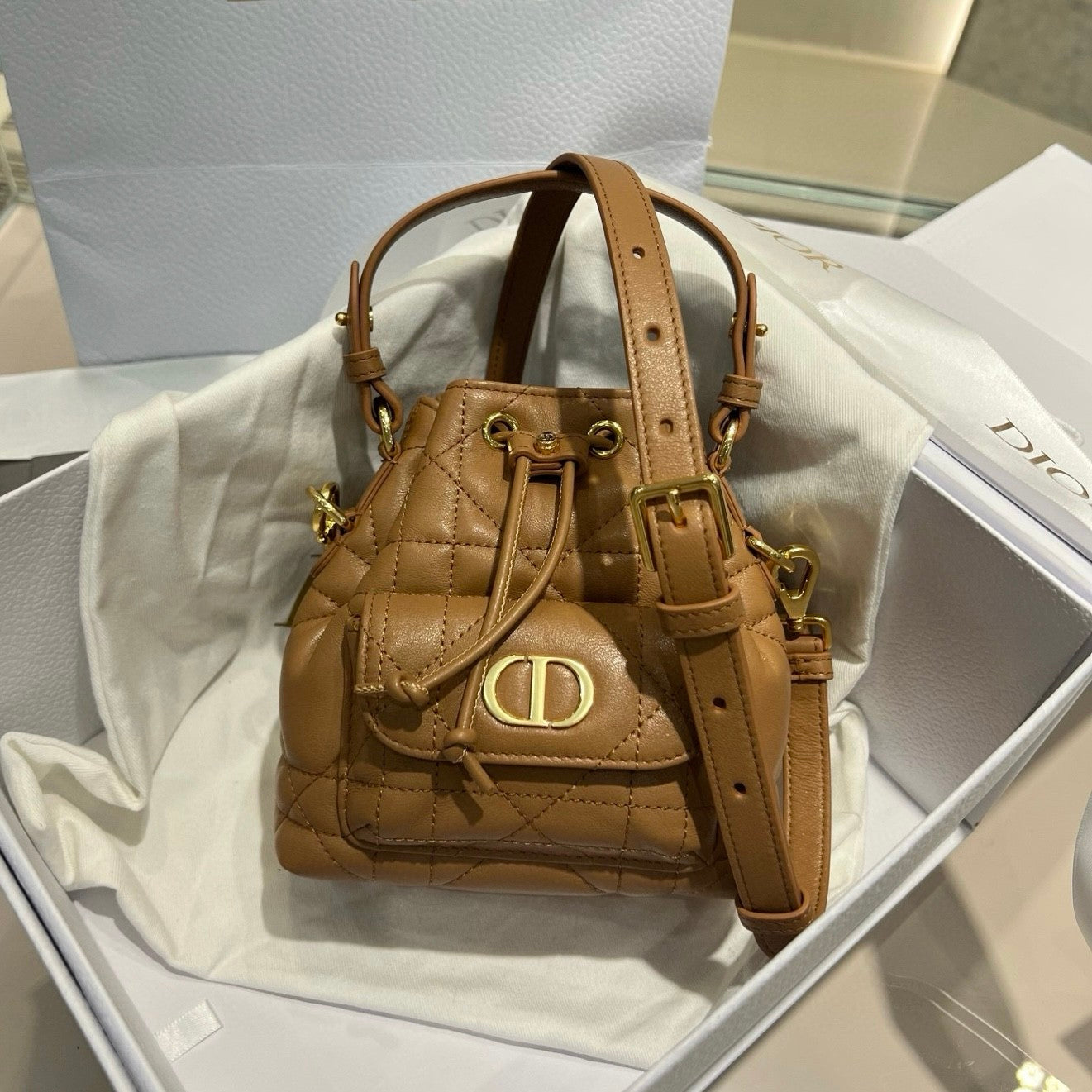 Dior Caro Women's Fashion Classic Solid Color Lambskin Cd Logo Mini Bucket Bag Shoulder Bag Crossbody Bag Bags S5250UNOZ_M030 #78351
