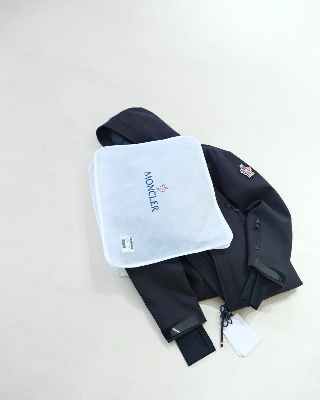 Moncler Fall/Winter Ski Wear Jacket Down Jacket Water Repellent #333456