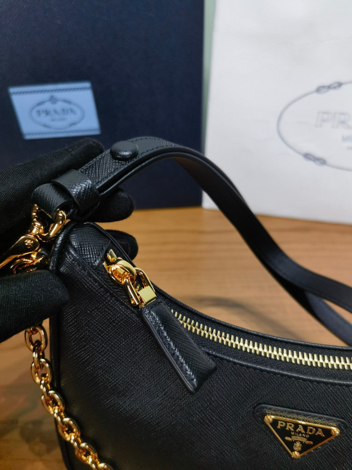Prada Re-edition Mini Bag Aus Saffiano #333797