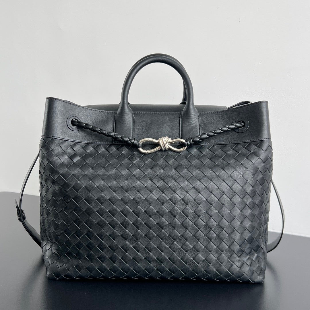 Bottega Veneta Men's Andiamo Voyager #382060