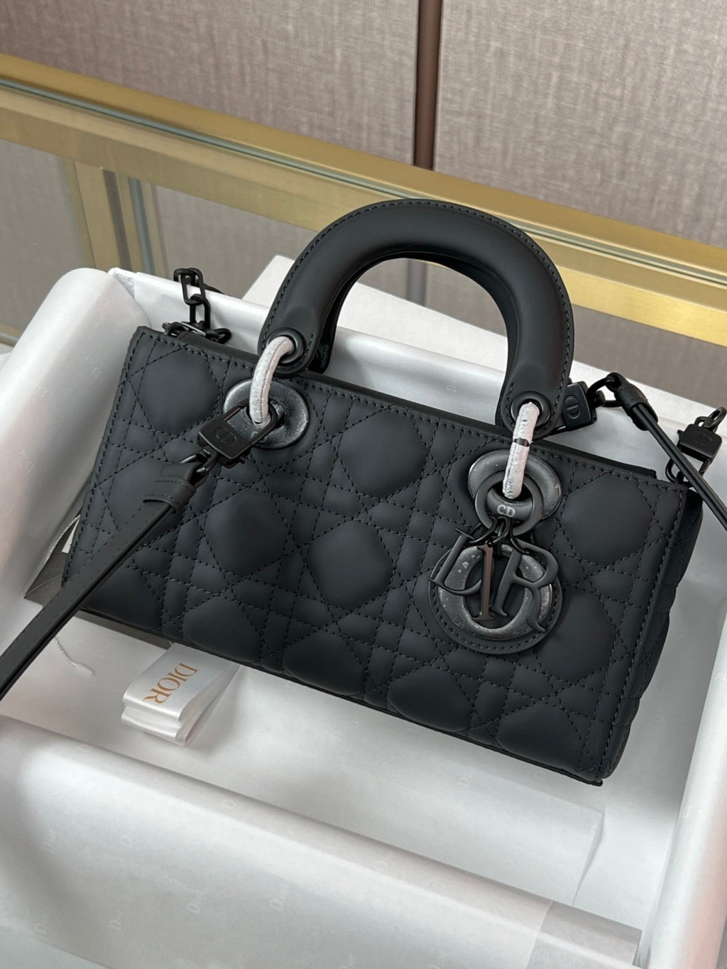 Dior Small Lady D-Joy Handbag In Black Matte Calfskin With Wicker-weave Pattern Pink Lambskin Princess Bag Elegant Crossbody Design Bags M0613ONGE_M900 #197191