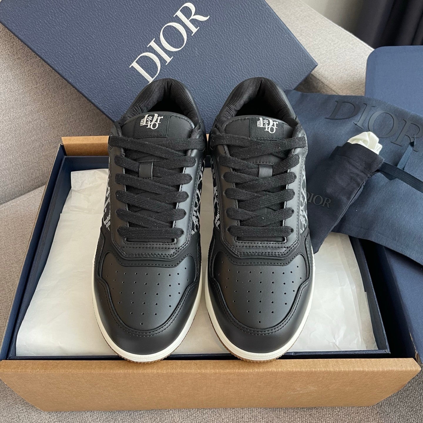 DIOR B27 Uptown Low-Top Sneaker Calfskin Dior Oblique Embossed Suede #376179