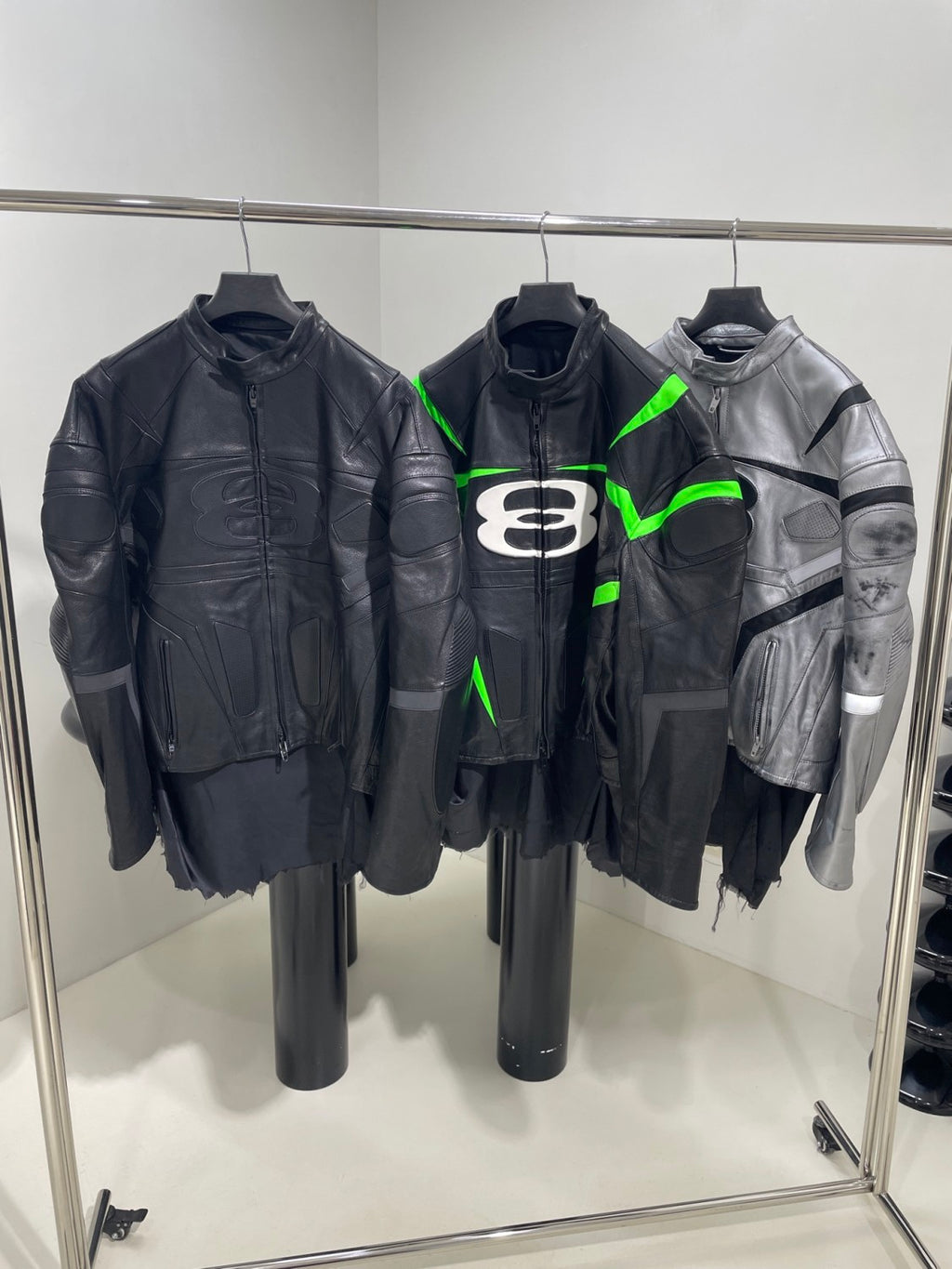 Balenciaga Men's Autumn and Winter Solid Color Irregular Shape Round Neck Zipper Long Sleeve Leather Jacket #75194
