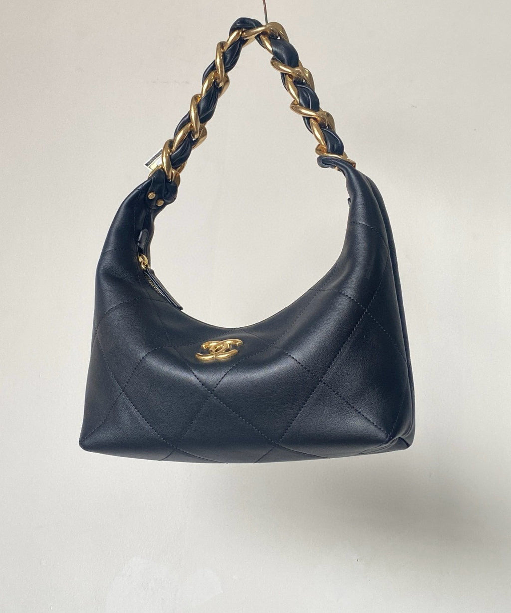 Chanel Women's Classic Solid-Color Leather Logo Chain Shoulder Bag Crossbody Bag | Tote Bag Bags AS5837-B22140-94305 #79116