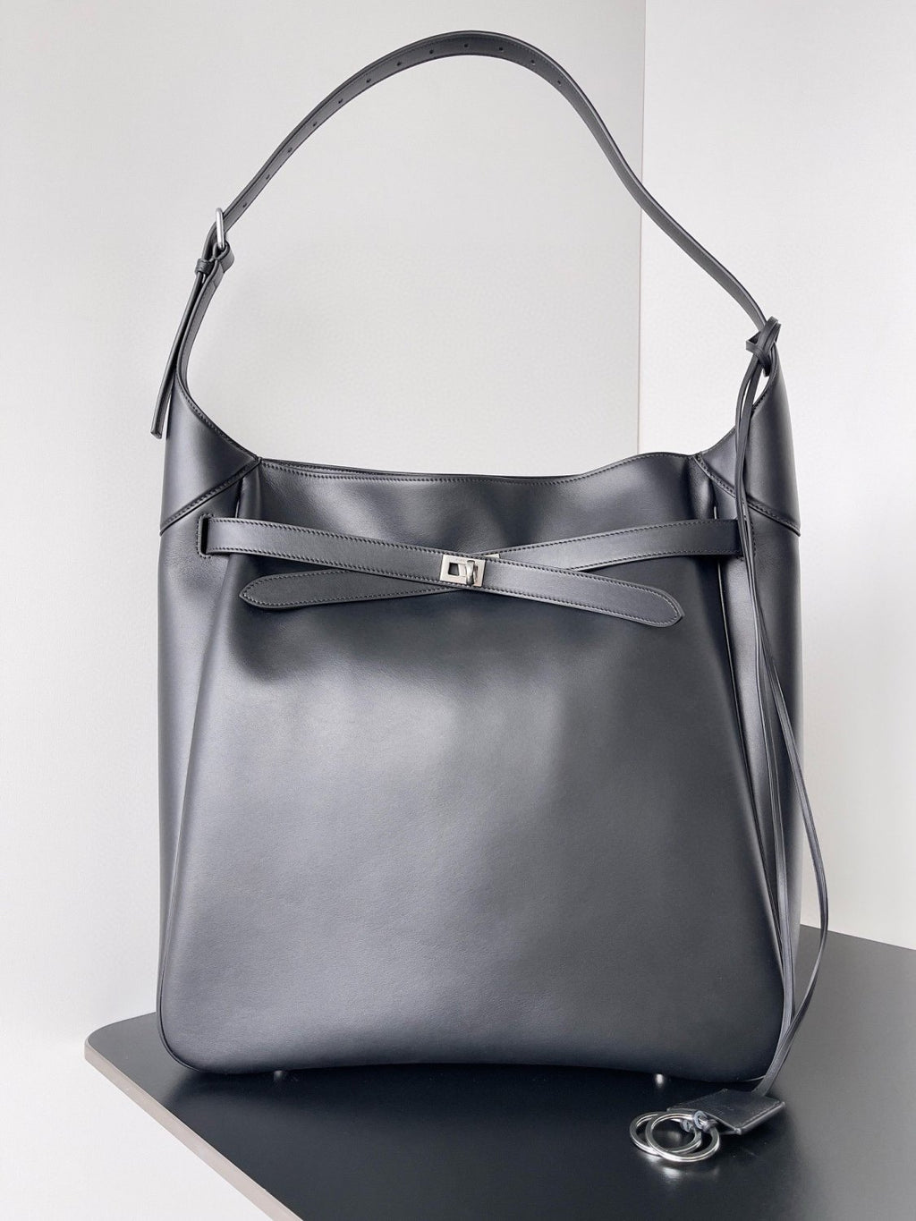 Balenciaga Women's Bel Air Collection Large Hobo Handbags Leather Solid Color Bags Bag 8057582ABAV1000 Ngvp #9931
