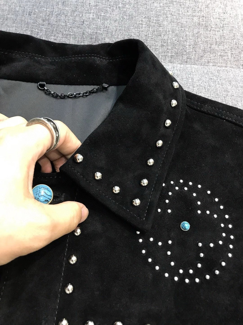 Louis Vuitton Men's Fall/Winter Black Logo Pattern Embroidery Lapel Long Sleeve Denim Jacket #73291