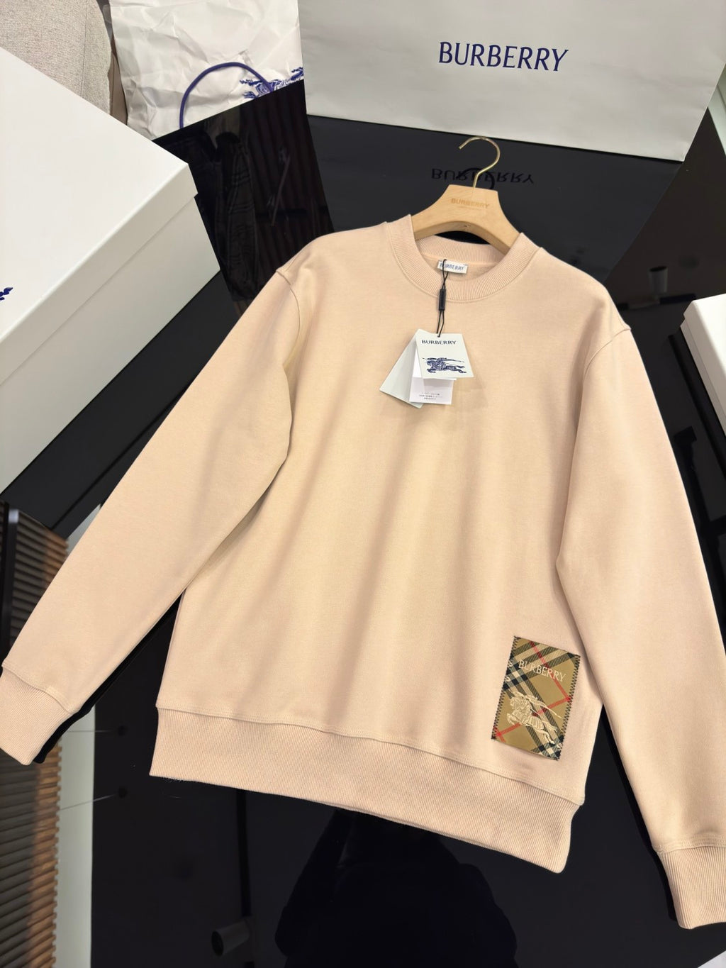 Burberry Men's Spring and Autumn Solid Color Checkered Printed Label Loose Round Neck Long Sleeve Sweatshirt #74744