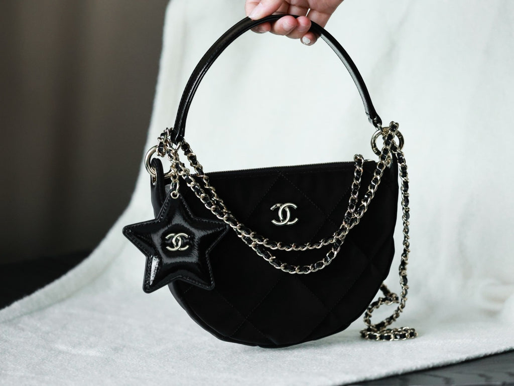Chanel Chain Handbag Velvet Texture #333647