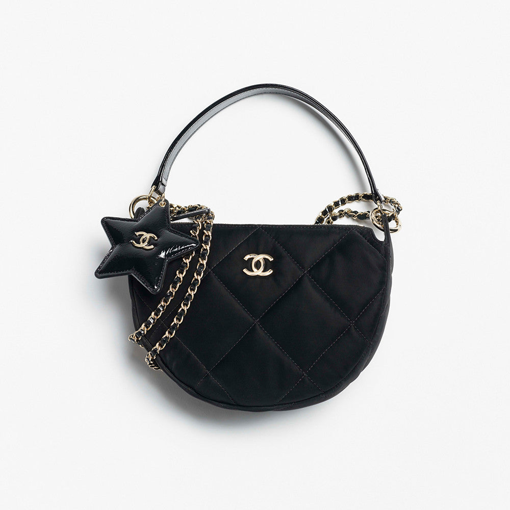 Chanel Chain Handbag Velvet Texture #333647